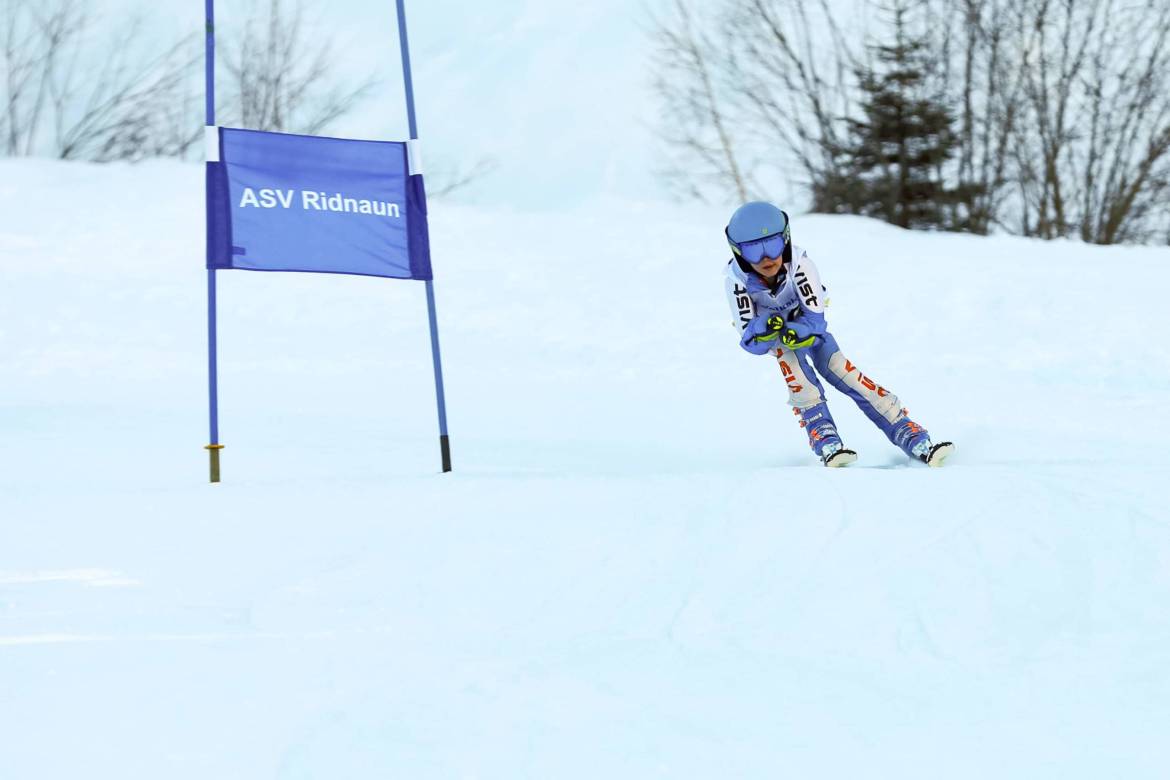 ski-scaled.jpeg